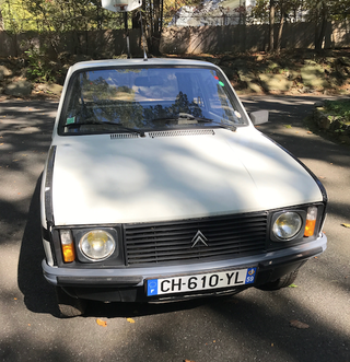 Illustration for article titled How I Bought An Old Citroën In France, Drove It Around, And Brought It To America